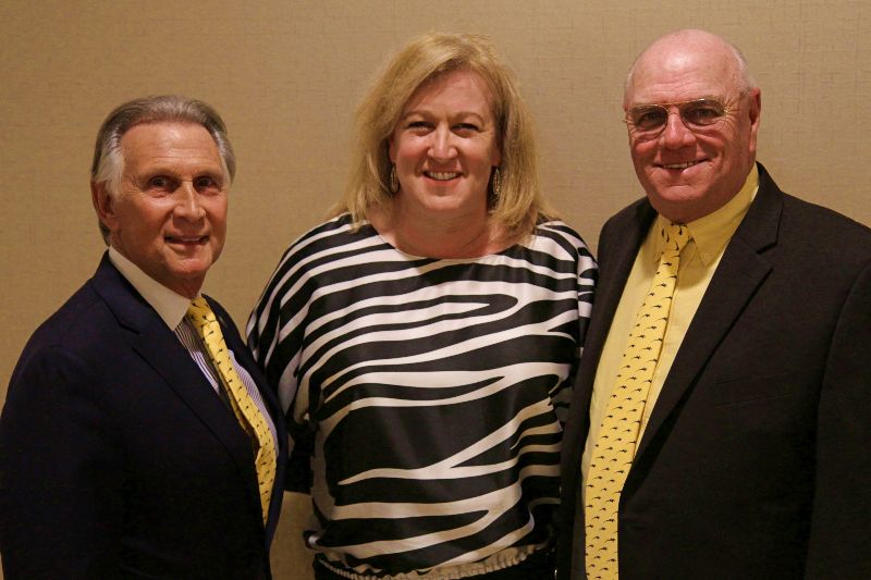 2020 IHSA Lifetime Achievement Award winner Kelly Francfort with IHSA founder Bob Cacchione and Executive Director Peter Cashman. Photo by EQ Media.